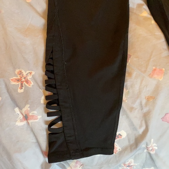 Athleta leggings - Picture 3 of 4